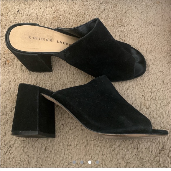 BLACK SUEDE CHINE LAUNDRY MULES WITH HEEL - Picture 3 of 4